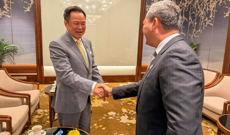 洪玛奈与阿努廷在越南非正式会晤,聚焦边界与海上争议