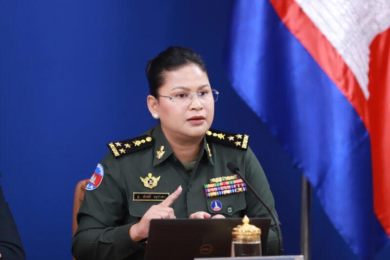 柬方强硬反击泰方,驳斥“柬埔寨先开火”说法,敦促恢复边界谈判 9月1日晚,柬埔寨国防部发表声明,…