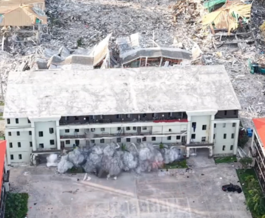 缅甸水沟谷多处建筑被拆成废墟!泰媒实地航拍,园区内仍传发电机声 近日,缅甸方面宣布拆除水沟谷(S…
