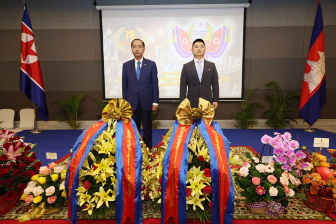 朝鲜国庆78周年,柬埔寨重申:两国传统友谊将持续深化 柬埔寨与朝鲜近日重申两国长期传统友谊,并表…