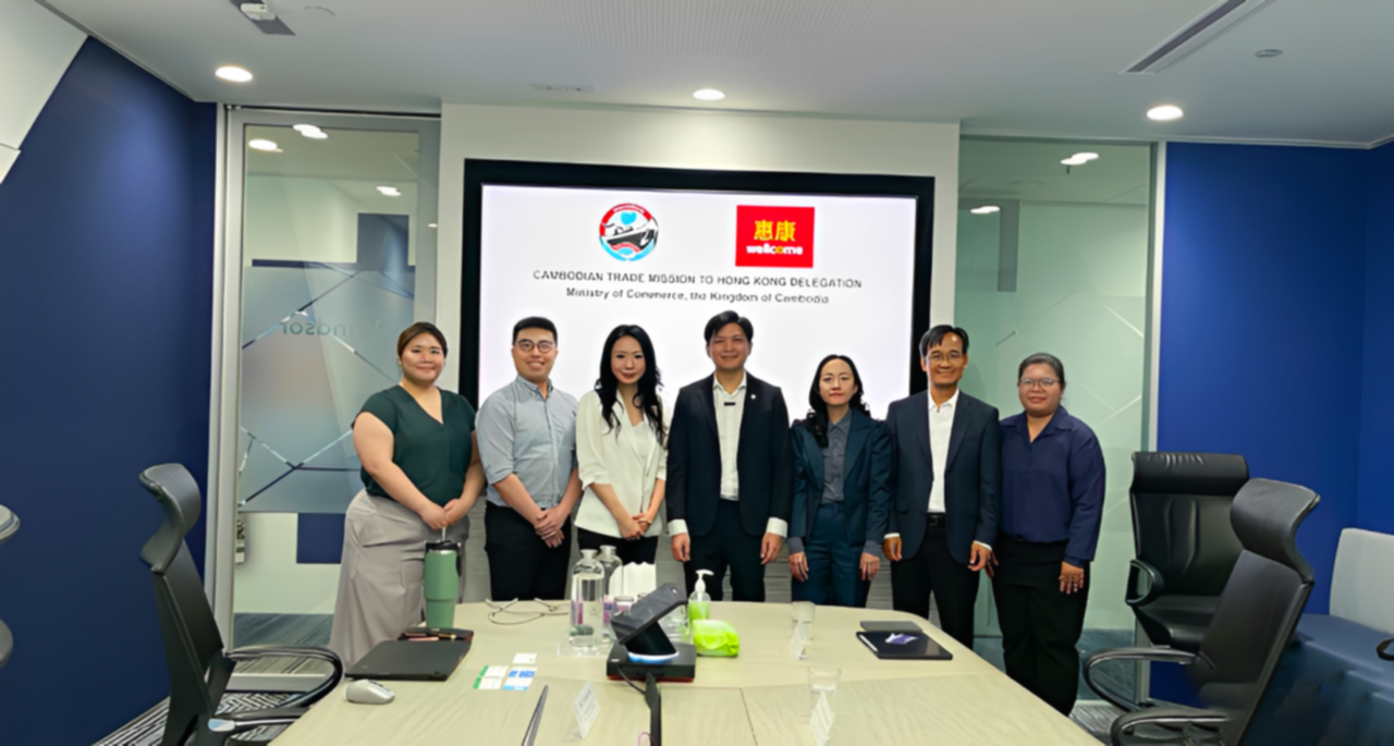 柬埔寨农产品加速“出海”!Golden King大米打开香港零售市场 近日,柬埔寨商业部国务秘书…