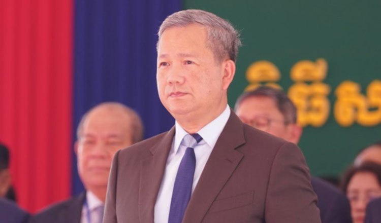 洪玛奈警告:别指望网络赌博“卷土重来” 柬埔寨首相洪玛奈表示,关闭网络赌博并非临时措施,政府不会…
