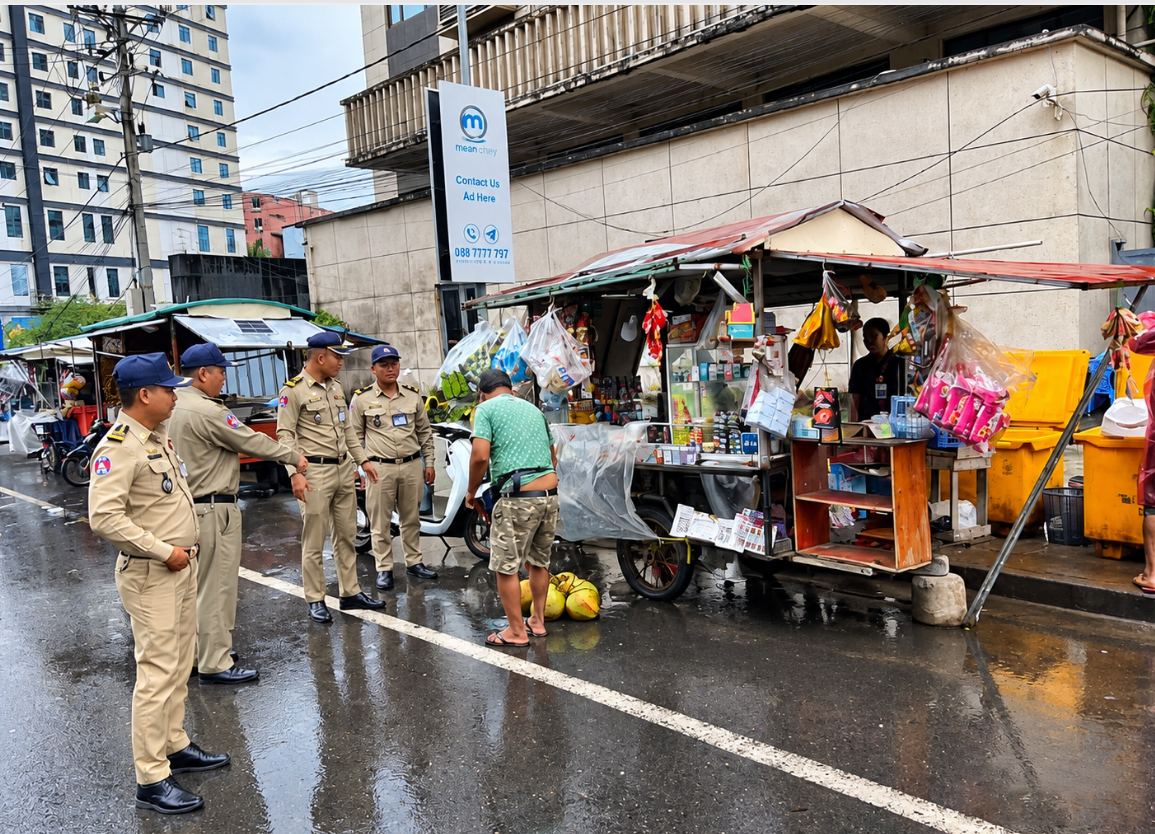 注意！西港警方发通告：公共道路不能乱占 西港警方近日发布通告，将进一步加强公共道路和人行道秩序整…