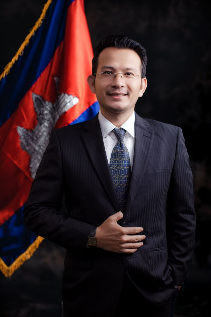Portrait of PENH Sopheak