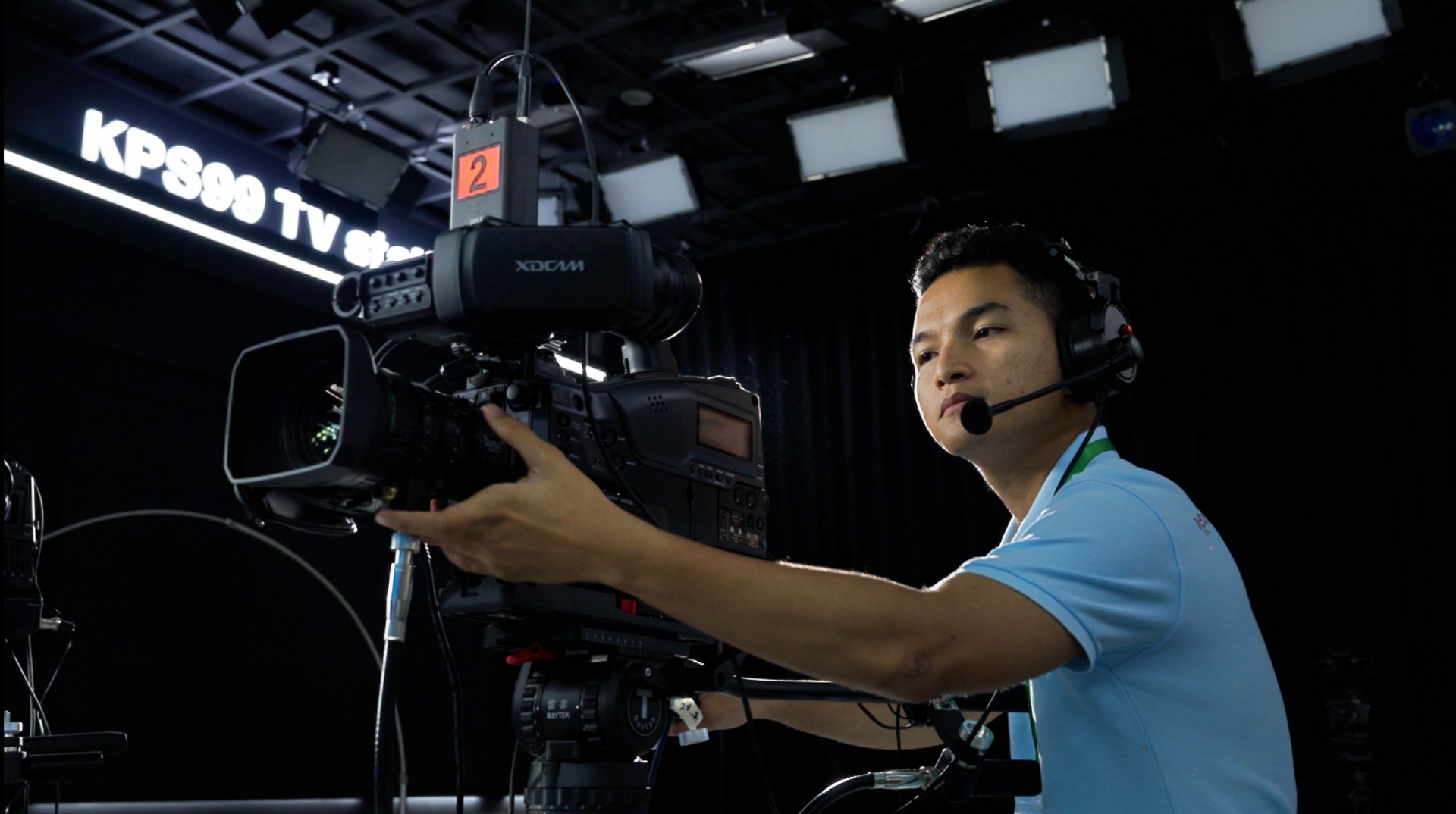Operating a camera in the KPS99TV studio